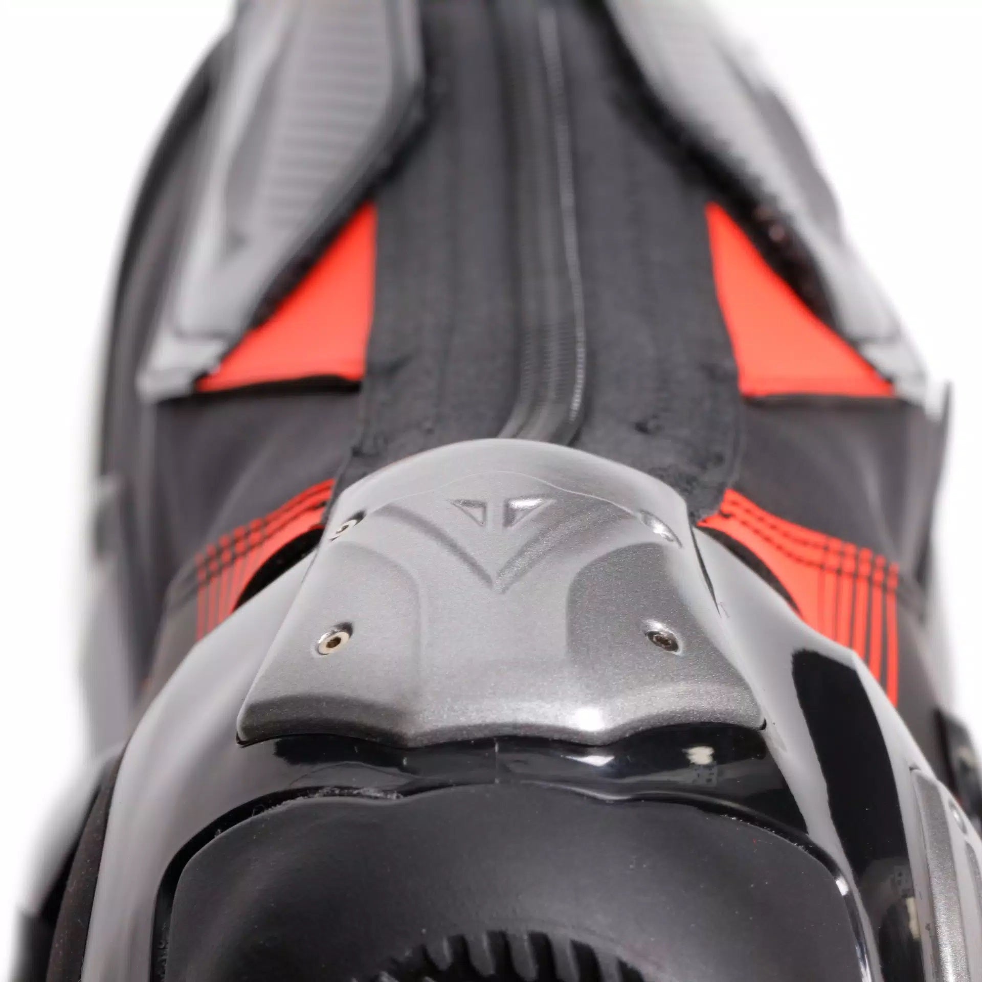 Dainese Torque 4 Racing en straat motorlaarzen | Heren | Zwart/Rood | 201790008562800 