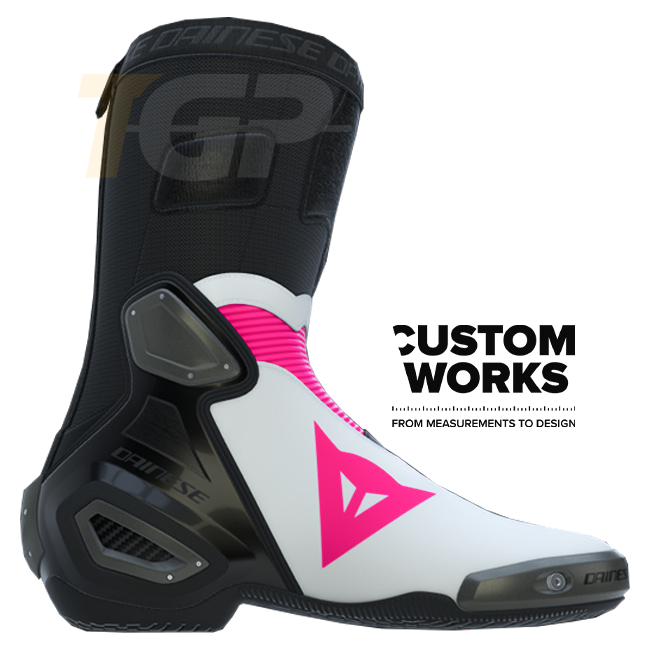 Dainese Axial 2 Racing- en straatmotorlaarzen | Heren | Fuxia / Wit | Custom Works 