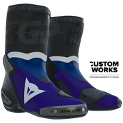 Dainese Axial 2 Air racing- en straatsport motorlaarzen Prima Pramac Yamaha MotoGP replica | Heren | Paars / Yamaha blauw / Wit | Custom Works 
