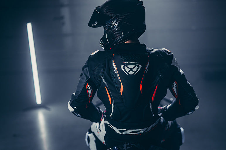 IXON Demonio overall Leren pak – geperforeerd racepak | heren | zwart/wit/rood 