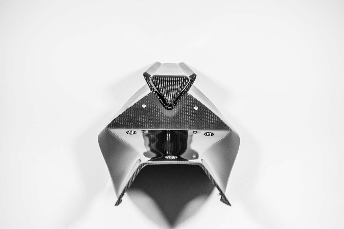 Heckbehuizing 200g AP Carbon Line Aprilia RSV4/RR/1100 Factory (21-25) 