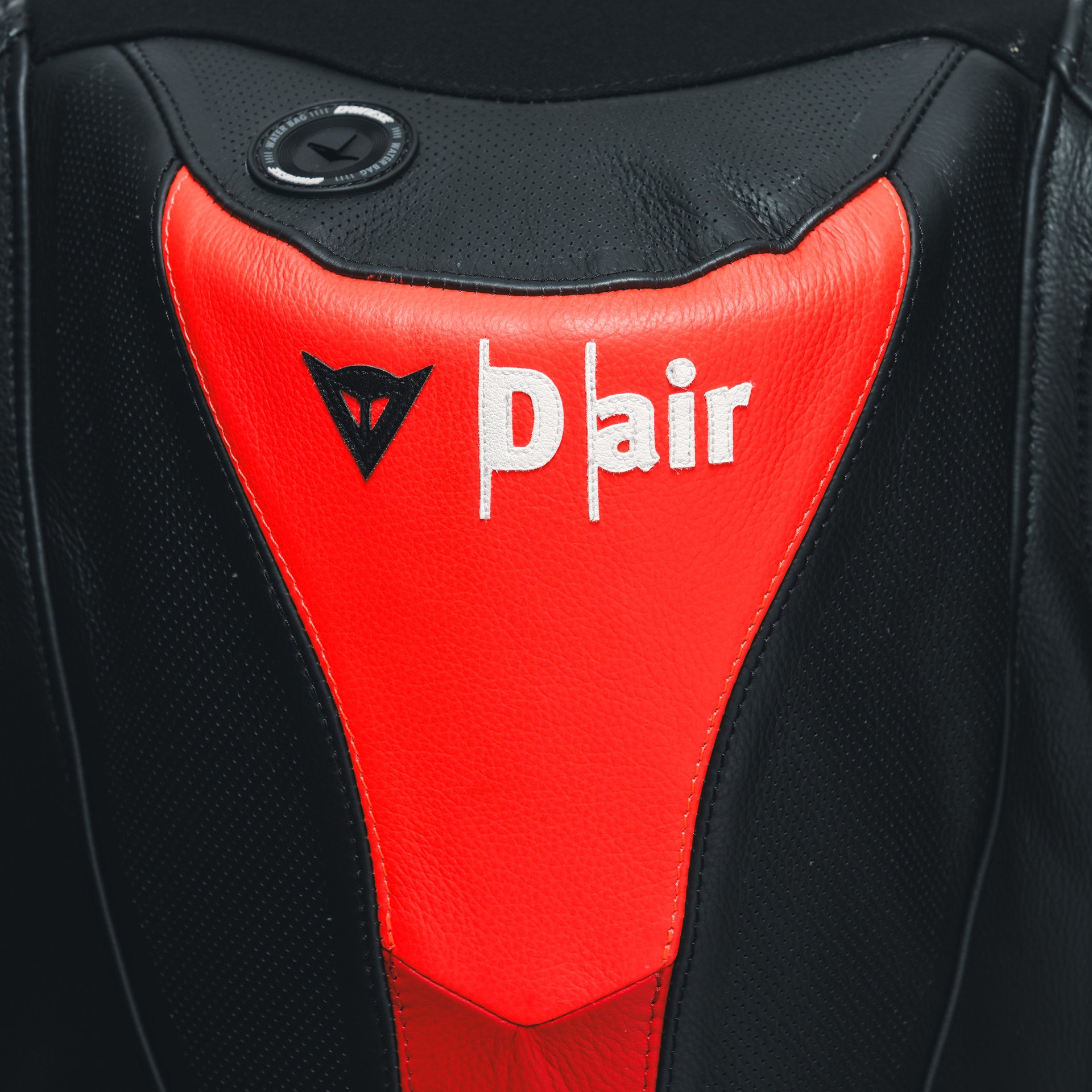Dainese Misano 3 Lady D-AIR® Eendelige leren overall – Geperforeerd airbag racepak | Vrouwen | Rood 