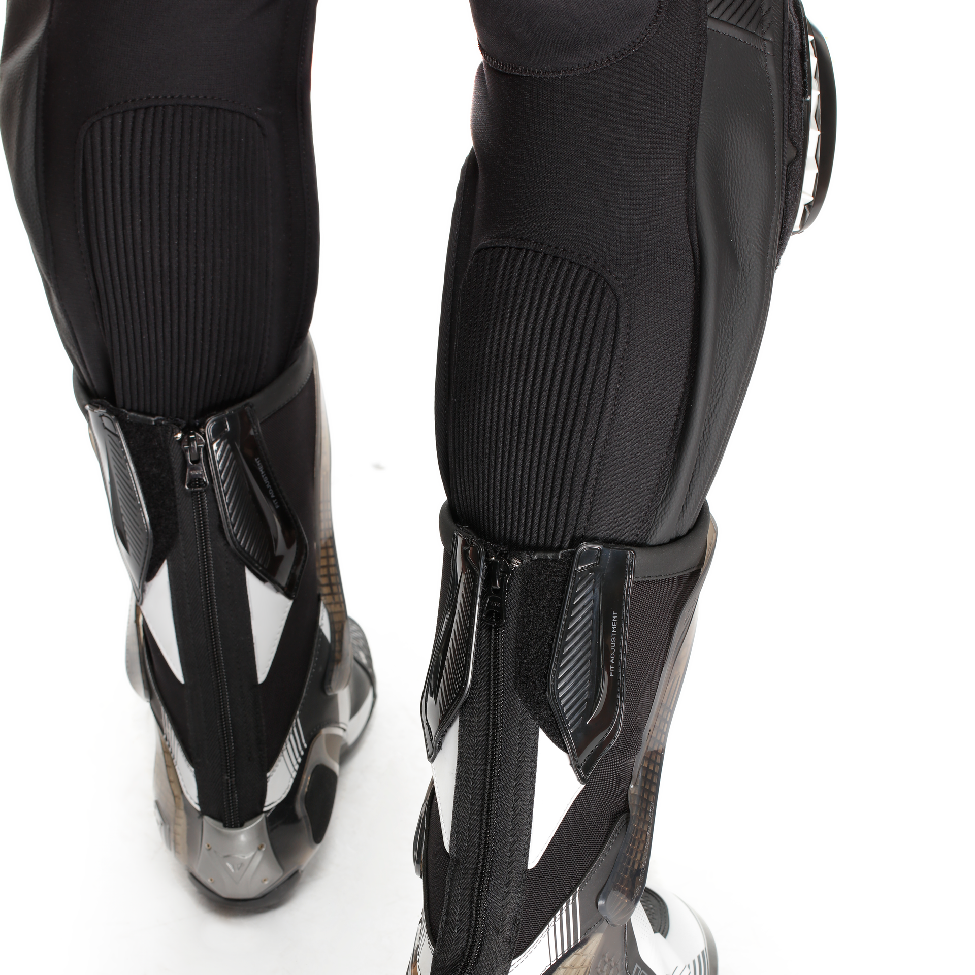 Dainese Laguna Seca 6 Eendelige Leren Kombi – Geperforeerd Racesuit | Heren | Zwart/Wit 