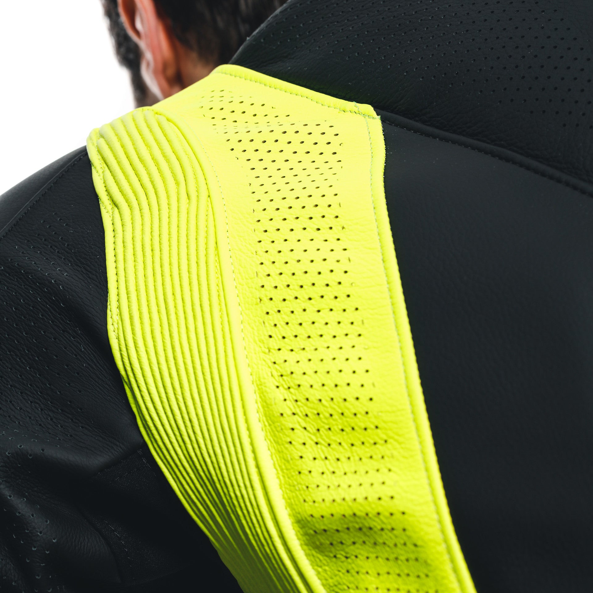 Dainese Audax D-ZIP Eendelig Leren Pak – Geperforeerd Racesuit | Heren | Zwart/Neon Geel 