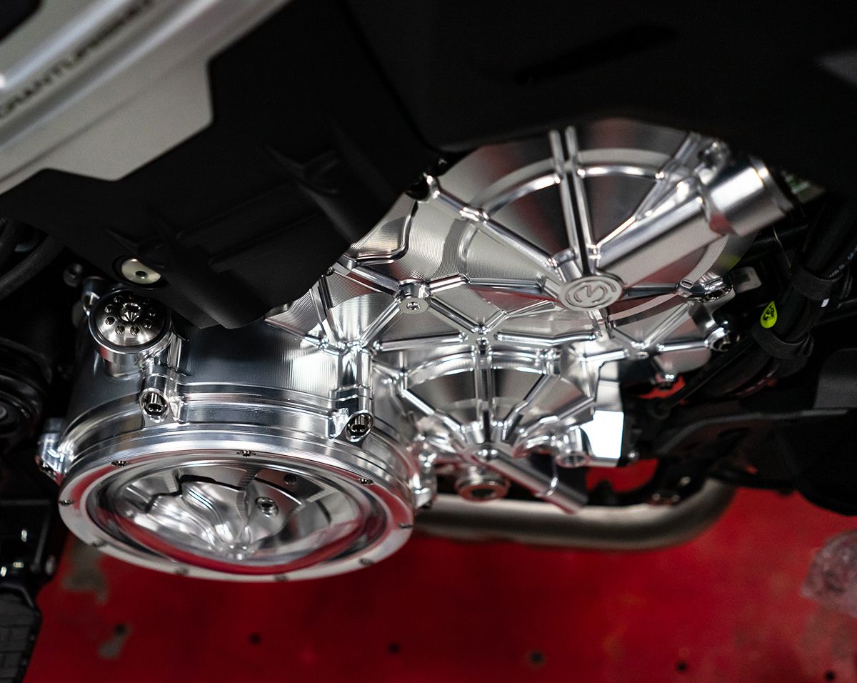 Aluminium motorbehuizing rechts met titaniumbouten Motocorse Ducati Panigale V4/S/R (18-24) 