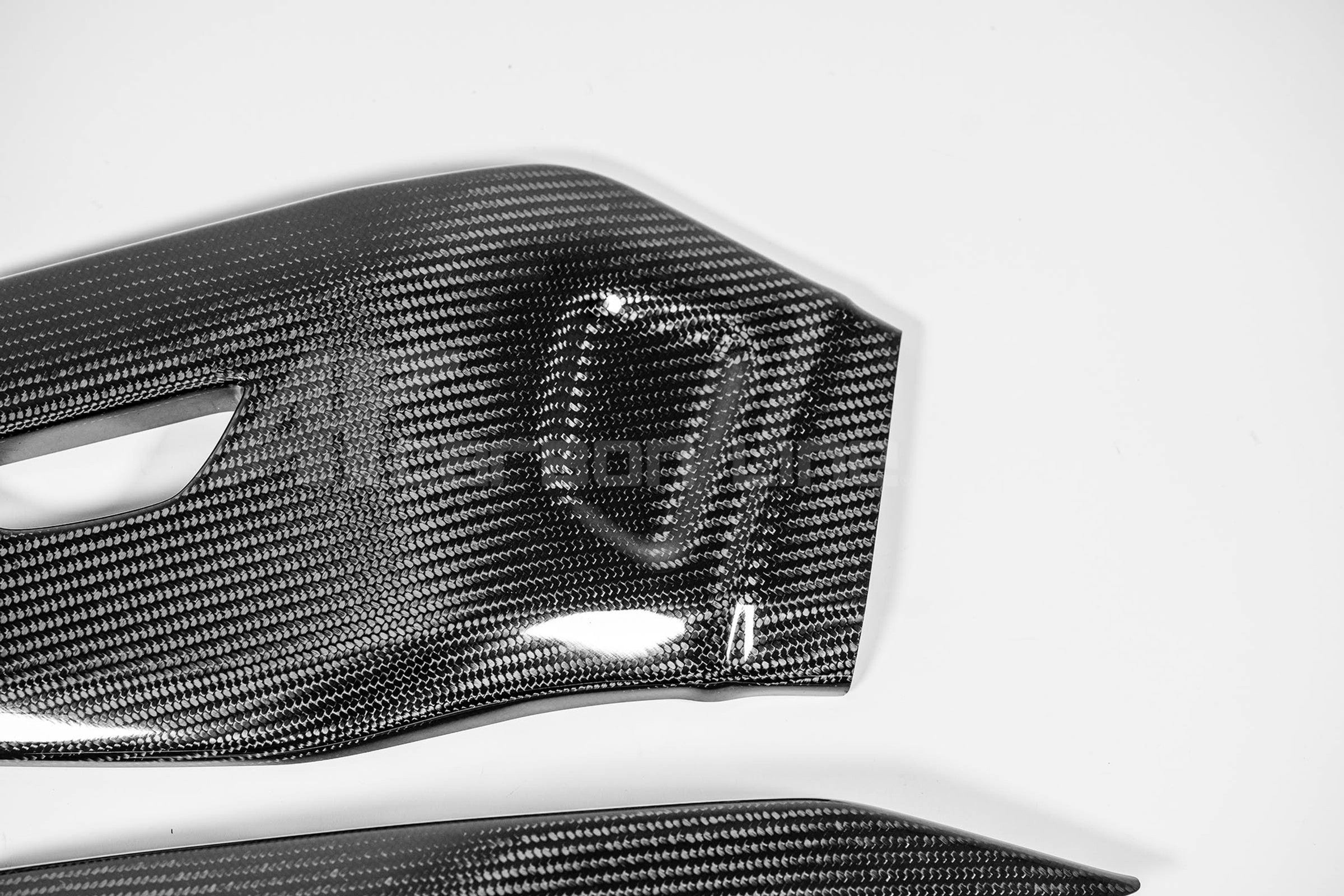 Swingcovers 200g AP Carbon Line Yamaha YZF-R1/M RN32, RN49 en RN65 (15-25) 