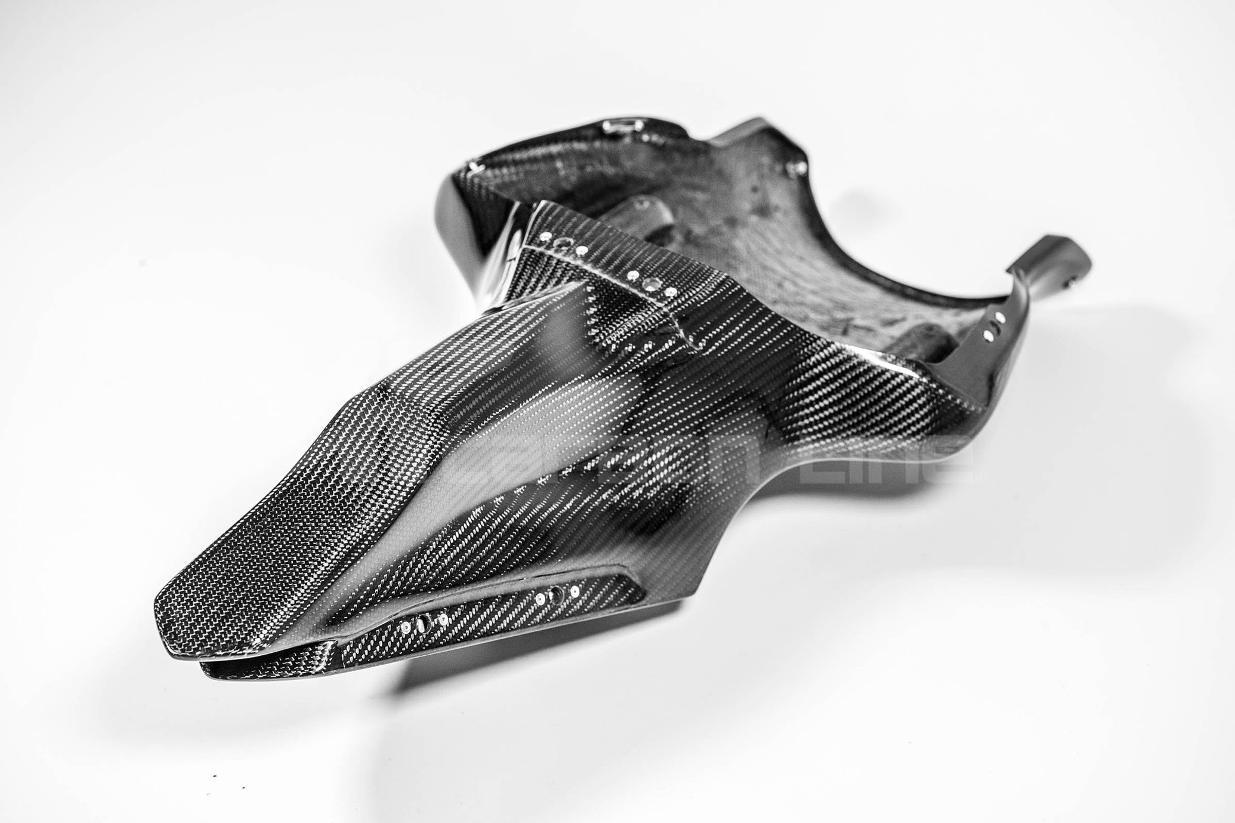 Achterbeplating 200g AP Carbon Line Yamaha YZF-R1/M RN65 (20-25) 