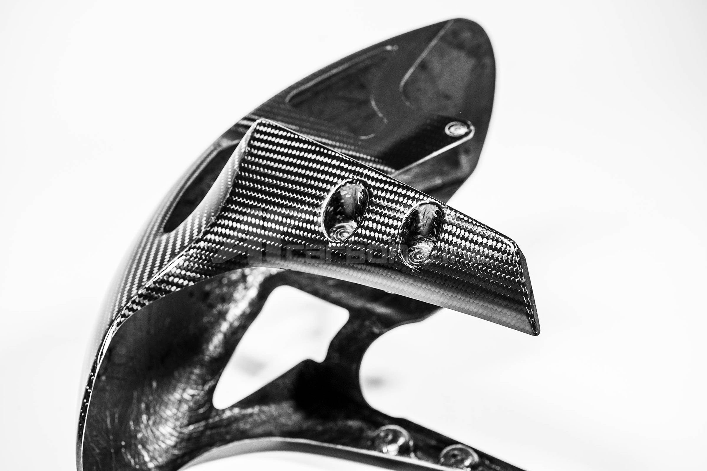 Voorkant spatbord 200g AP Carbon Line Yamaha YZF-R1/M RN32, RN49 en RN65 (15-25) 