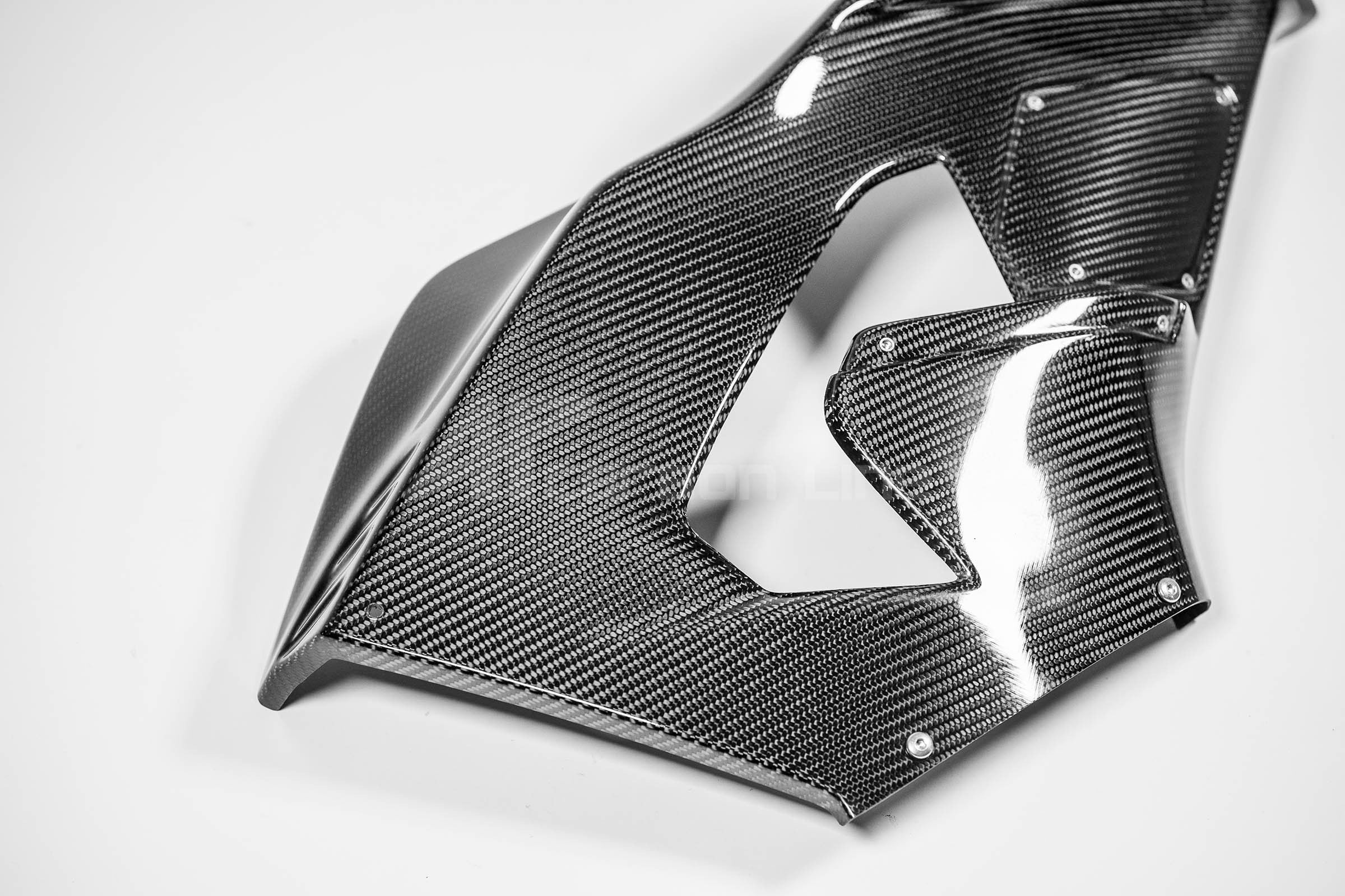 Zijpaneel rechts 200g AP Carbon Line Honda CBR 1000 RR-R SC82 (20-23) 