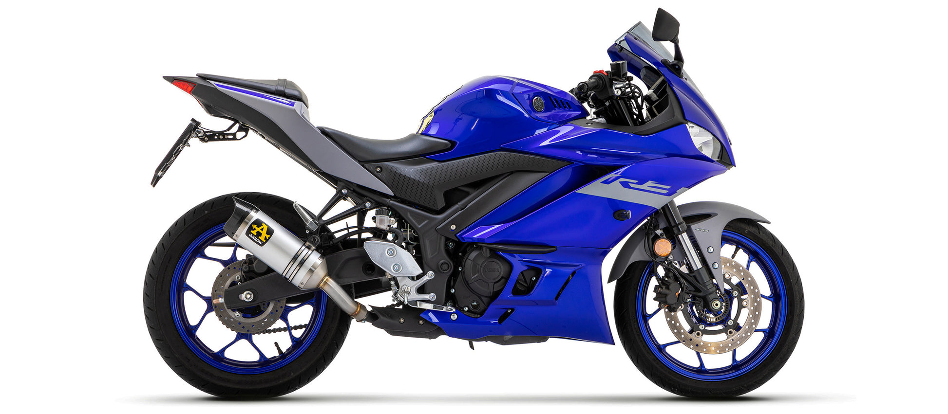 e81ec22a-2594-48c6-906b-cd5b445b584d_Yamaha_YZFR3_21-23_Slip-on_Thunder_AK_1.jpg