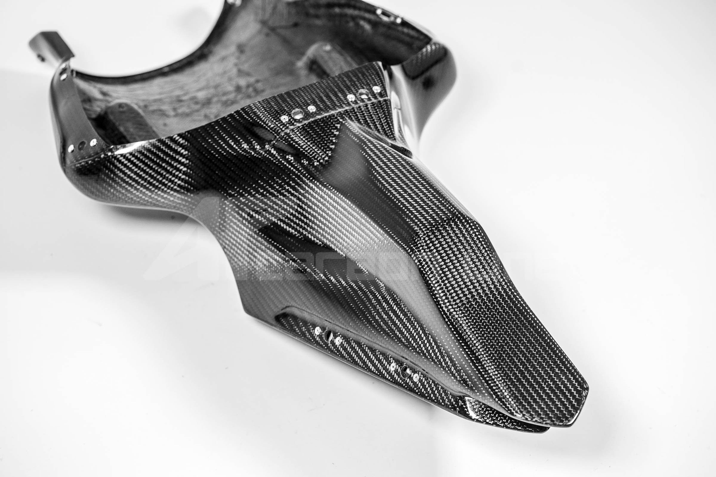 Achterbeplating 200g AP Carbon Line Yamaha YZF-R1/M RN65 (20-25) 