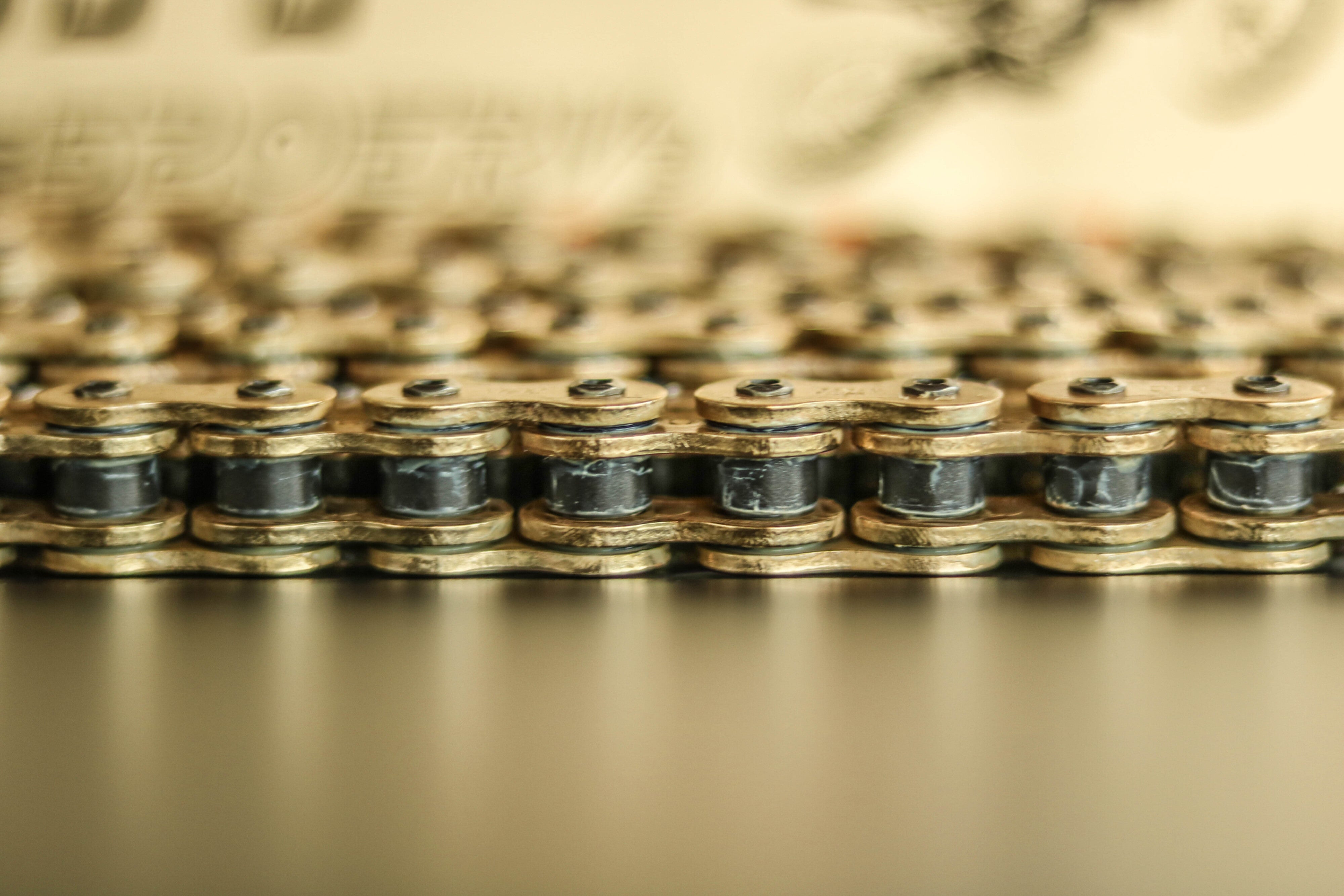 D.I.D 520ERV7 X-Ring ketting 520 G&G open met klinkring - 100 tot 130 schakels 