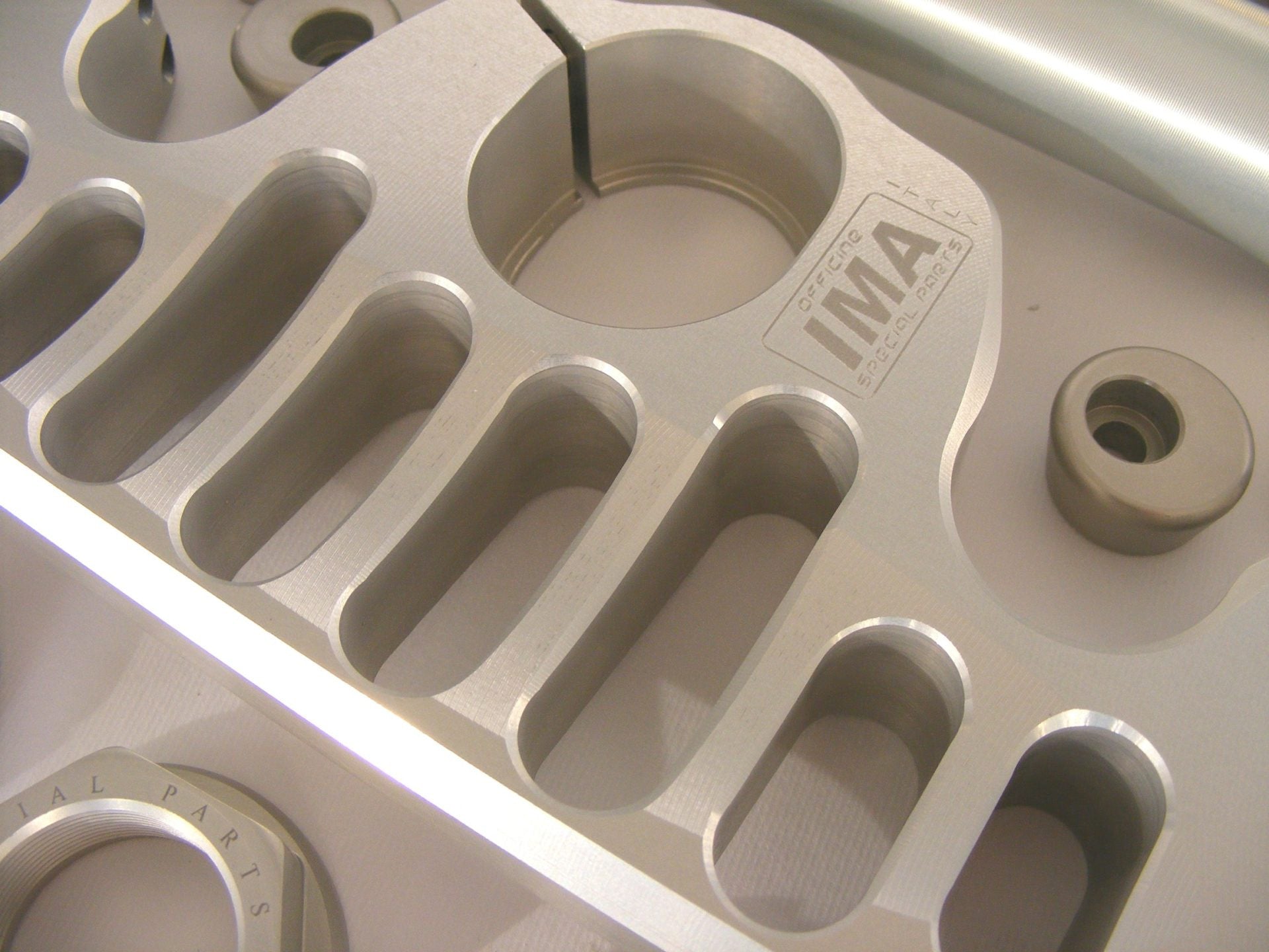 Ima Special Parts Racing vorkbrug Ducati Panigale 1199 (12-17) 
